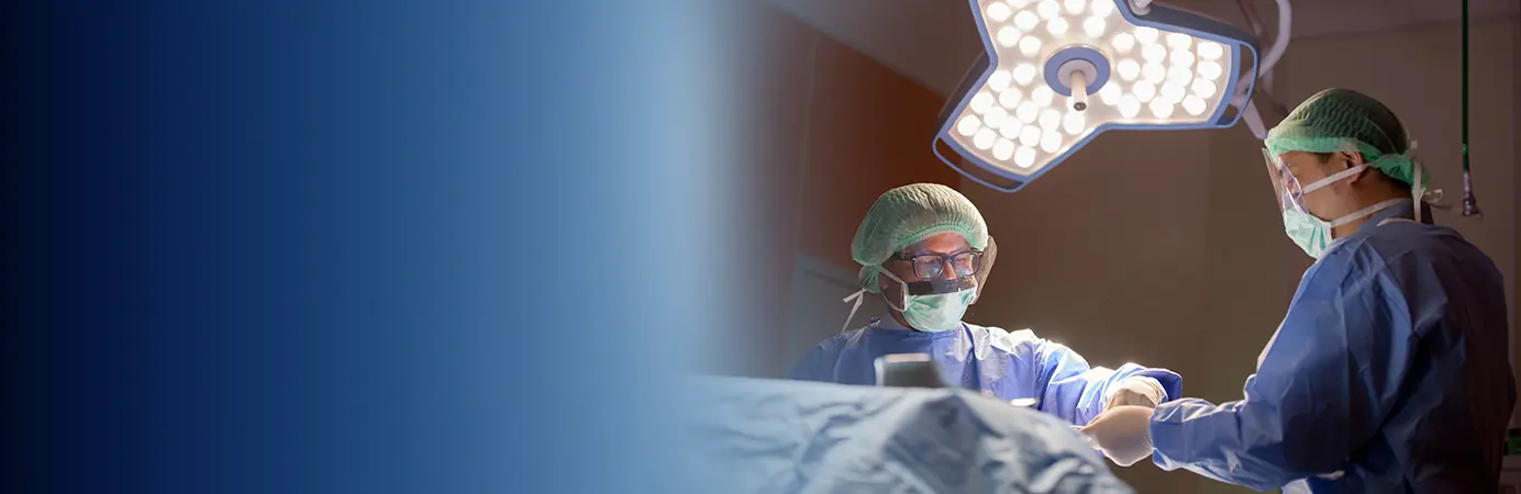 Medicos na sala de cirurgia
